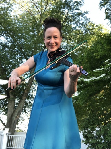 Gallery photo 5 of The Strolling Strad