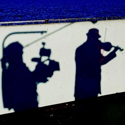 Gallery photo 3 of The Strolling Violinist