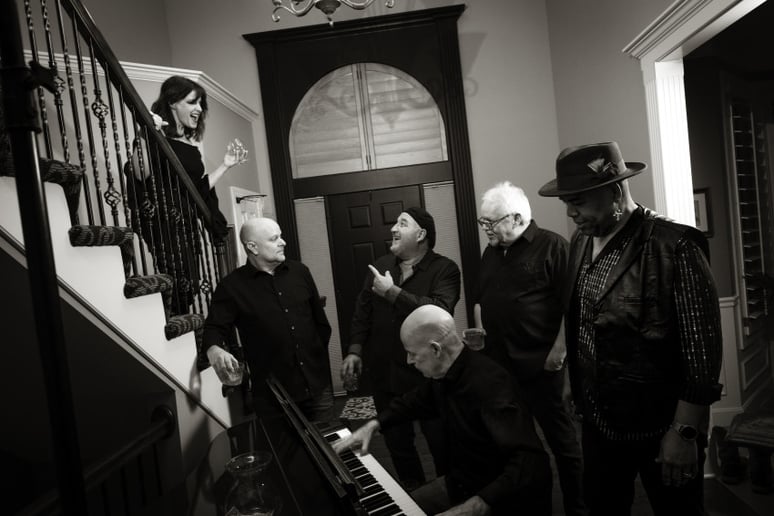Gallery photo 1 of The Suburbans