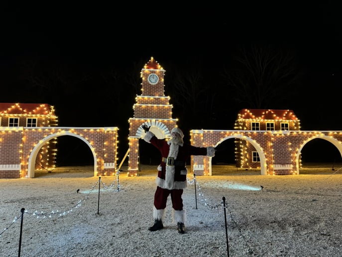 Gallery photo 10 of Santa's Suit