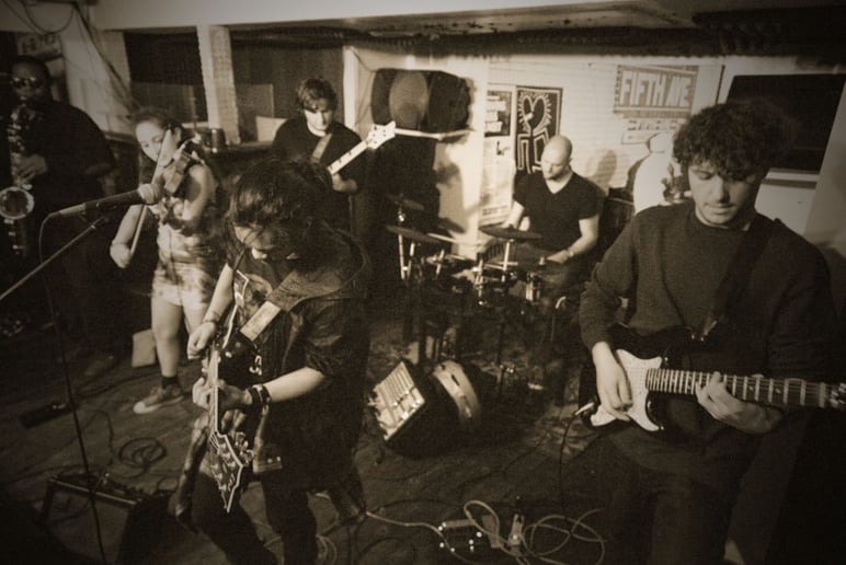 Gallery photo 3 of The Sunset Kings