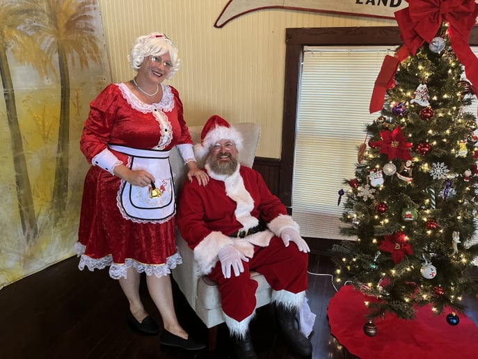 Gallery photo 9 of The Sunshine Santa