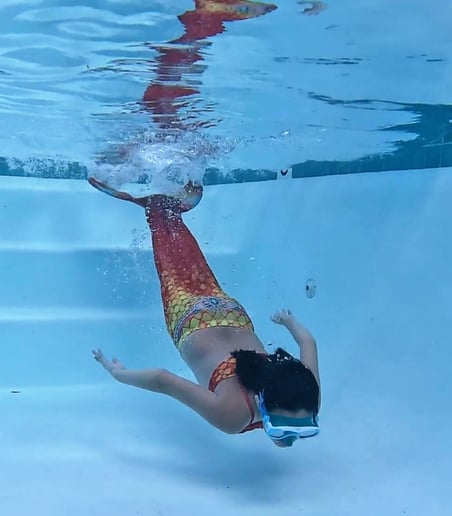 Gallery photo 8 of The Surreal Sirena Mermaid Entertainment