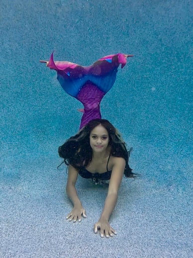 Gallery photo 9 of The Surreal Sirena Mermaid Entertainment