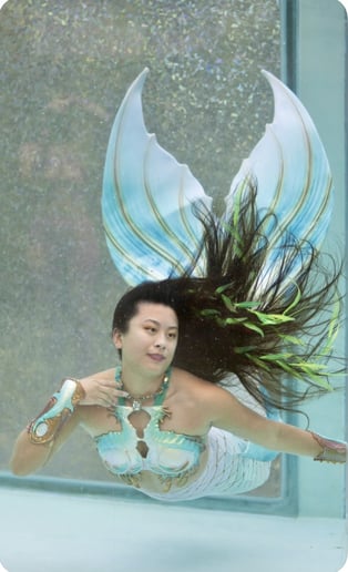 Gallery photo 5 of The Surreal Sirena Mermaid Entertainment