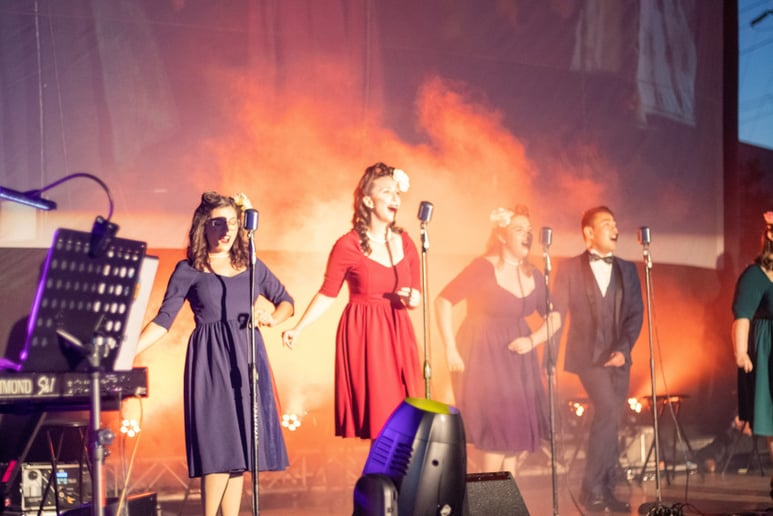 Gallery photo 7 of The Swing Tones
