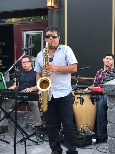 Gallery photo 11 of The Tavares Jazz Band