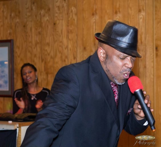 Gallery photo 2 of The Tez & Tam Show