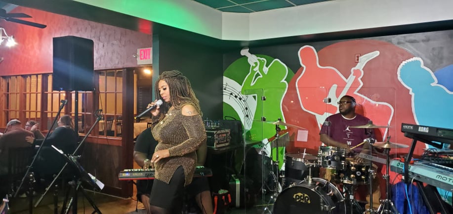 Gallery photo 7 of The Tez & Tam Show
