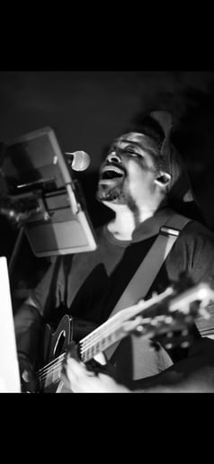 Gallery photo 5 of The Tony Jonez Experience!