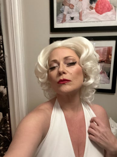 Gallery photo 4 of The Ultimate Tribute to Dolly Parton