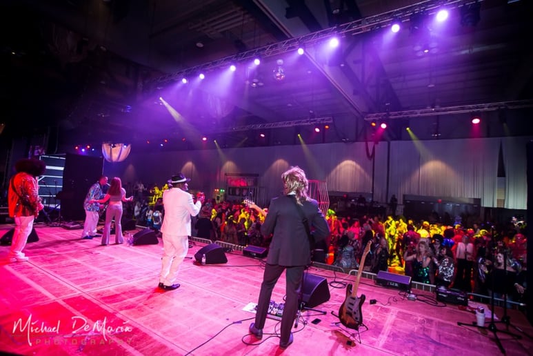 Gallery photo 7 of The Uptown Groove