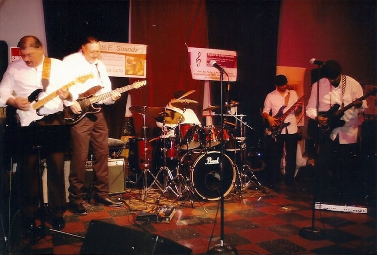 Gallery photo 2 of The Urban Groove Experience
