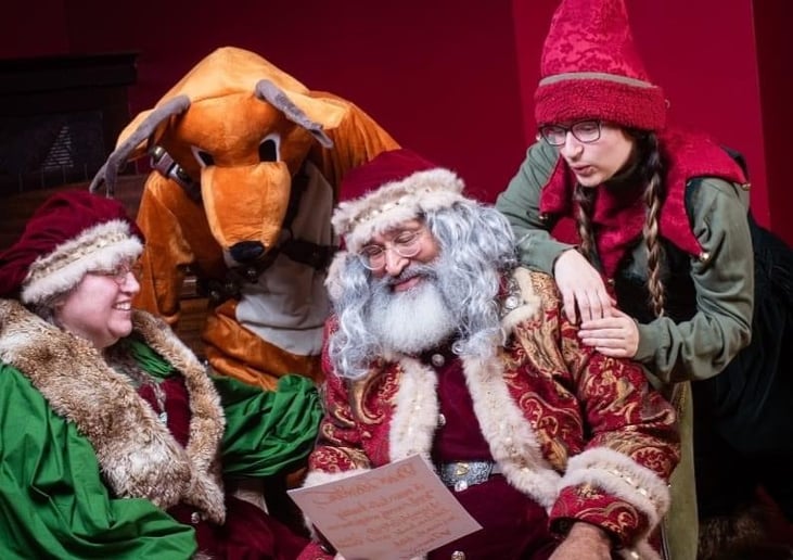 Gallery photo 5 of The Vintage Santa 315