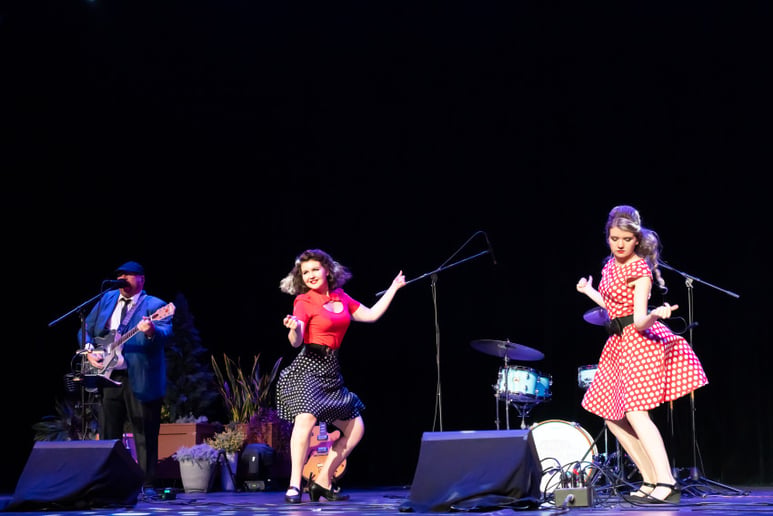 Gallery photo 9 of The Warman Trio 1950s Family Band & Show