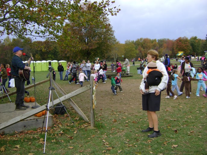 Gallery photo 11 of The Wes Holly Show