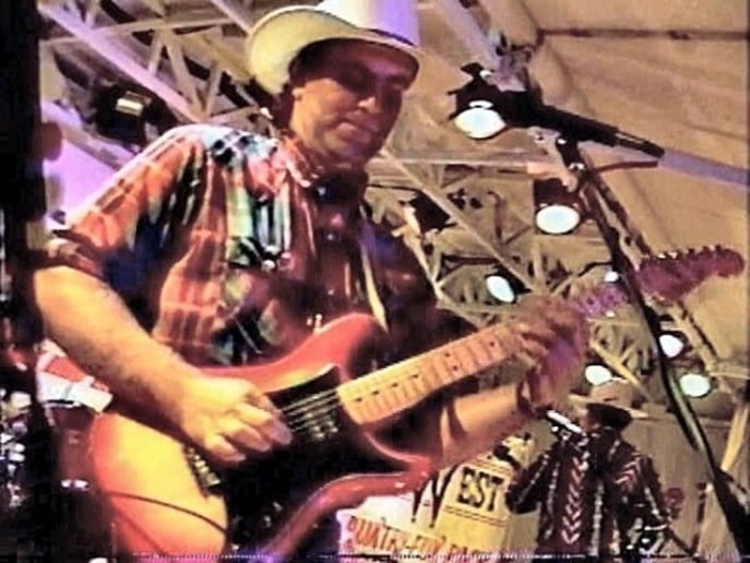Gallery photo 8 of The Wild West (Duo)