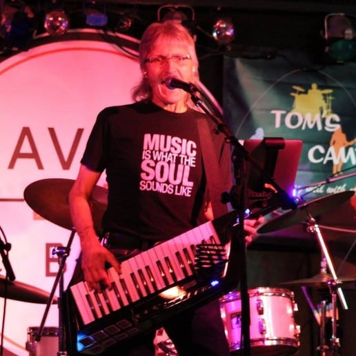 Gallery photo 7 of The Luvalot Band