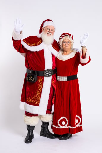 Gallery photo 1 of The Woodlands Santa