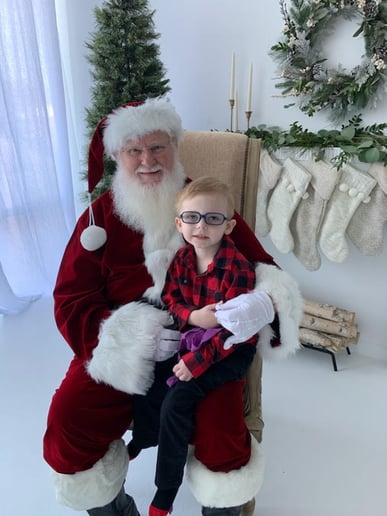 Gallery photo 2 of The Woodlands Santa