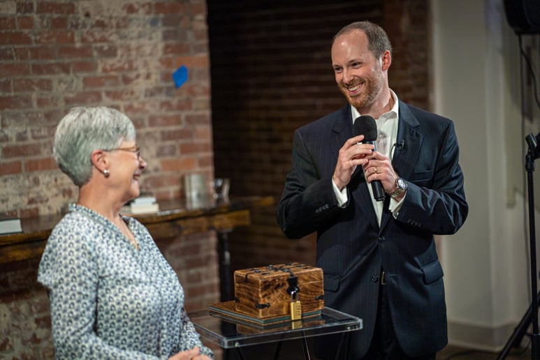 Gallery photo 2 of Jeff Kowalk - Professional Magic