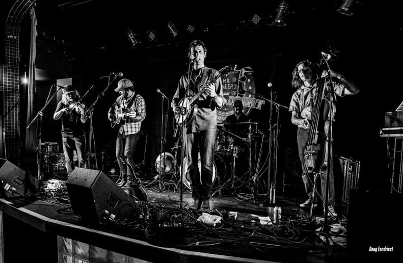 Gallery photo 4 of Erik Yates / Hot Buttered Rum / Gin & Boots
