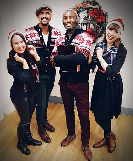 Gallery photo 8 of The Yuletide Carolers (NYC)