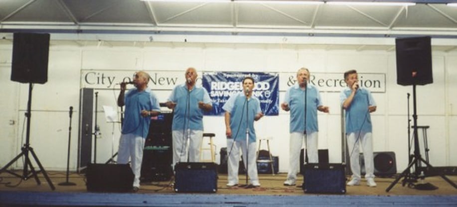Gallery photo 9 of The Fabulous Clusters All Star Revue