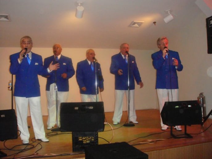 Gallery photo 7 of The Fabulous Clusters All Star Revue