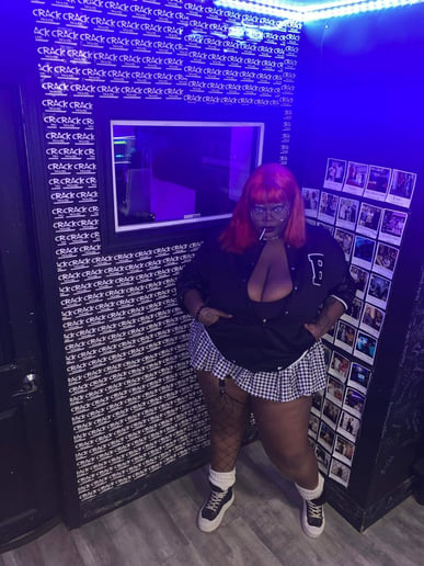 Gallery photo 1 of TheeMittenPrincess