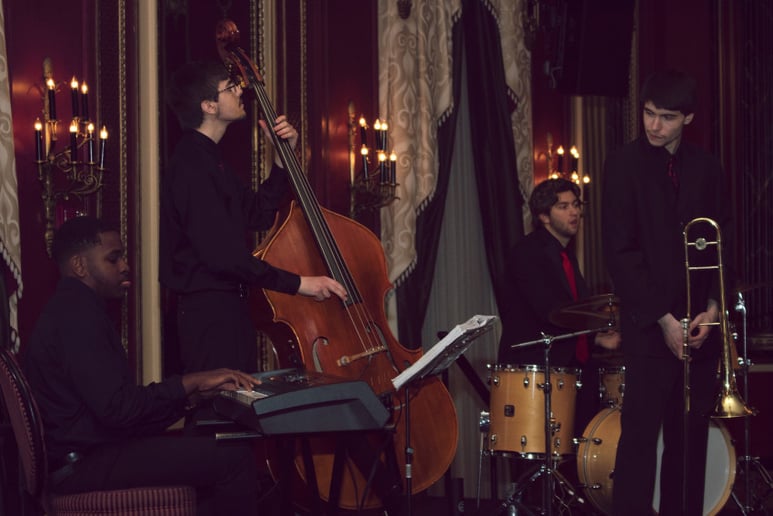 Gallery photo 2 of TheGroovin'Foxes