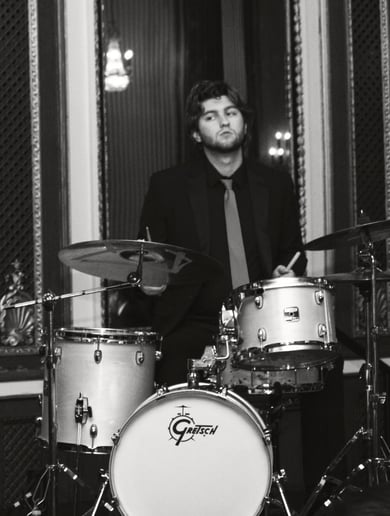 Gallery photo 8 of TheGroovin'Foxes