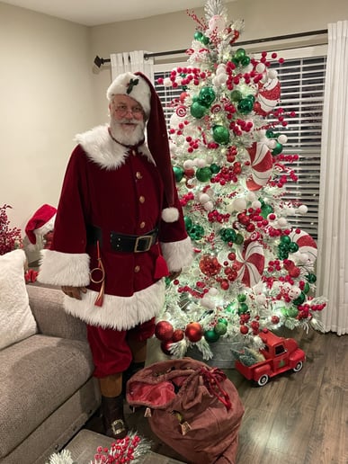Gallery photo 14 of There's Santa!