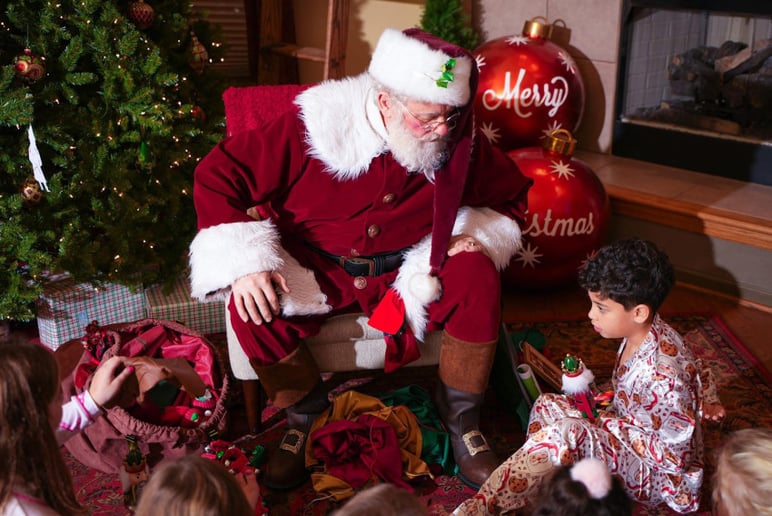 Gallery photo 2 of There's Santa!