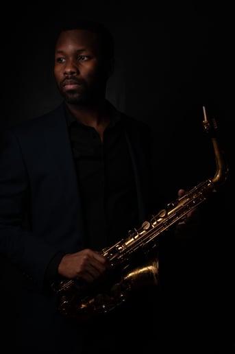 Gallery photo 1 of Theron Leonard
