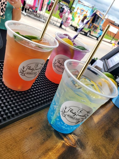 Gallery photo 2 of Thirsty Traveler Mobile Bar LLC