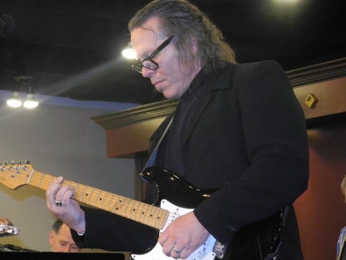 Gallery photo 8 of Thom Buchanan