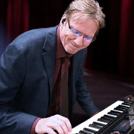 Gallery photo 1 of Thomas Gunther