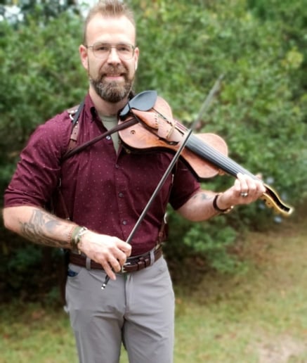 Gallery photo 7 of Thomas Jenkins | Fuzzy Fiddler