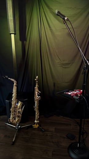 Gallery photo 6 of Thor B Sax One-Man Band