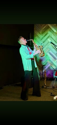 Gallery photo 1 of Thor B Sax One-Man Band