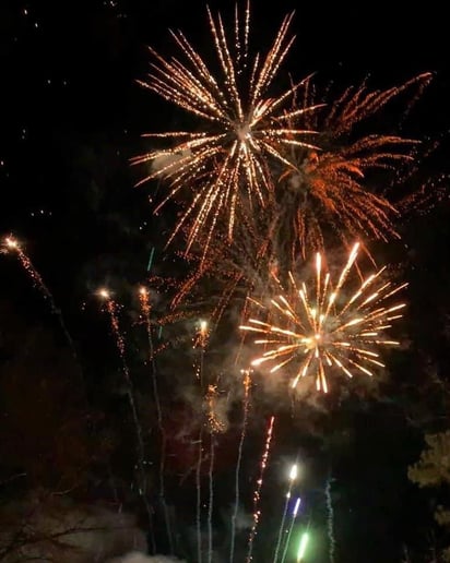 Gallery photo 9 of Thunder Sky Fireworks