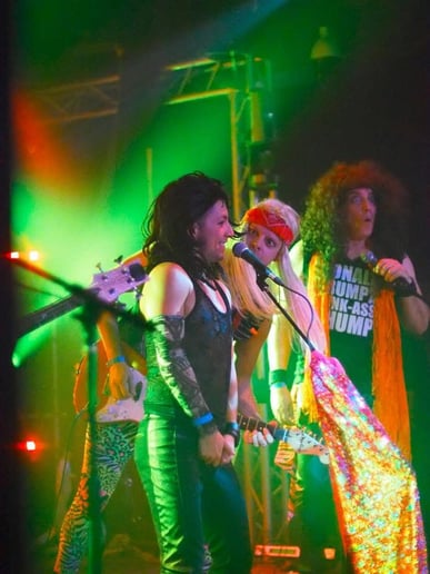 Gallery photo 4 of Thundershark