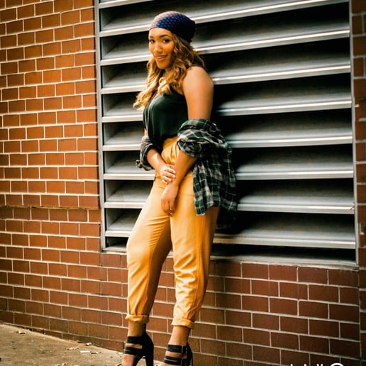 Gallery photo 1 of Tia'Gold