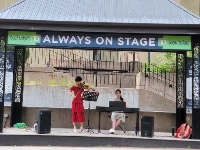 Gallery photo 1 of Tiantian & Vivian – Violin and Piano Duo