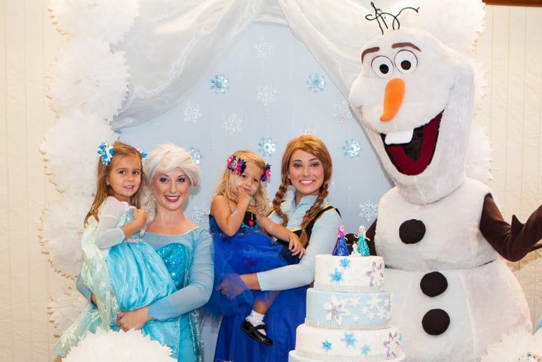 Gallery photo 6 of Tiaras & Crowns Company