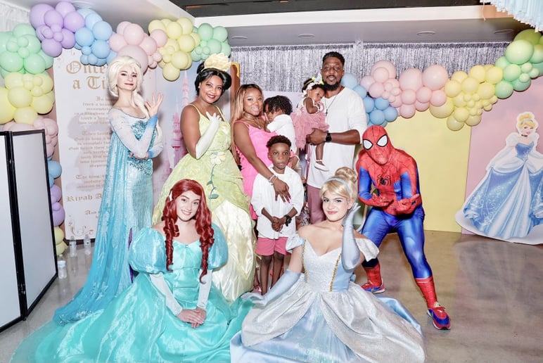 Gallery photo 2 of Tiaras & Crowns Company