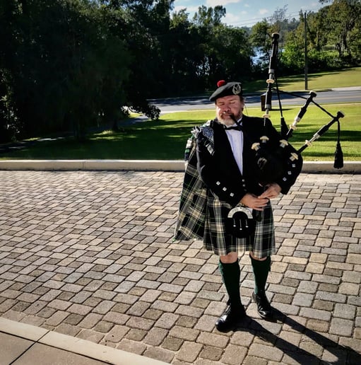 Gallery photo 10 of Tim Akins Keyboard and Bagpipes