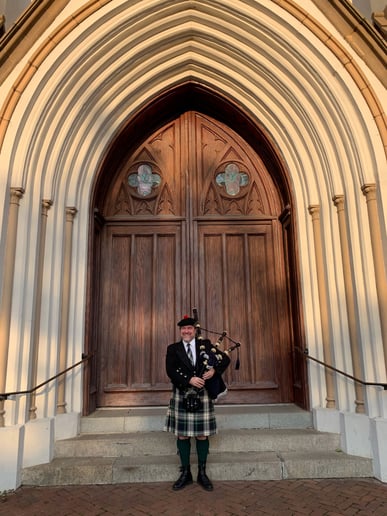 Gallery photo 4 of Tim Akins Keyboard and Bagpipes