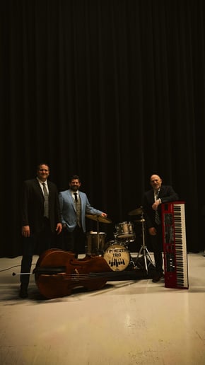Gallery photo 5 of Tim Heizer Trio